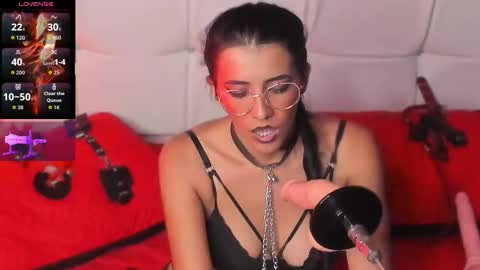 Violet online show from 11-20-25, 04:40