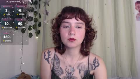 Snapshot of violet_bluee chatting on 05-13-26, 07:39 Violet online show from 05-13-26, 07:39