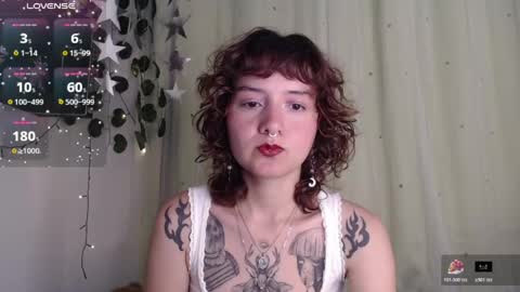 Snapshot of violet_bluee chatting on 05-17-26, 06:44 Violet online show from 05-17-26, 06:44