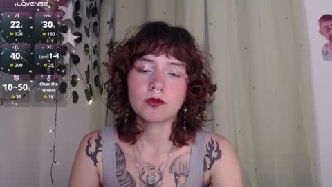 Snapshot of violet_bluee chatting on 05-31-26, 07:26 Violet online show from 05-31-26, 07:26
