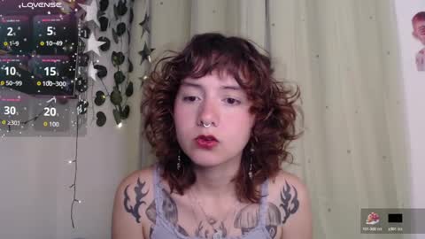 Snapshot of violet_bluee chatting on 06-08-26, 07:20 Violet online show from 06-08-26, 07:20