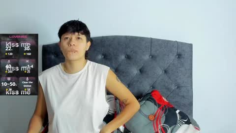 Violet and Casper online show from 01-26-25, 09:51