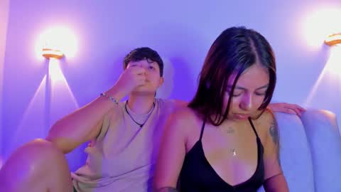 Violet and Casper online show from 11-19-25, 05:51