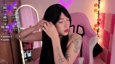 violet online show from 11-16-25, 07:08