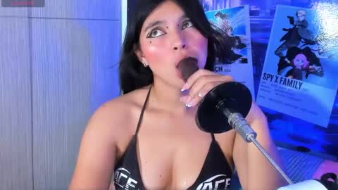 Snapshot of violet_fiore chatting on 03-27-26, 03:01 Violet Fiore online show from 03-27-26, 03:01