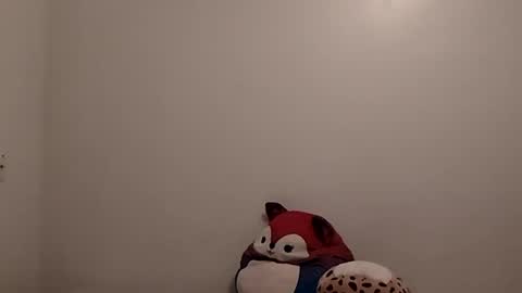 Snapshot of violet_kitty_9 chatting on 06-26-26, 05:23 Violet Kitty online show from 06-26-26, 05:23