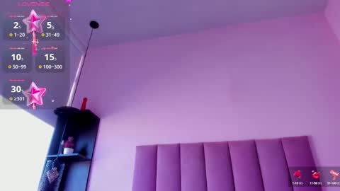 Snapshot of violet_myerrs chatting on 09-23-25, 12:52 violet online show from 09-23-25, 12:52