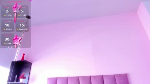 violet online show from 10-23-25, 01:43