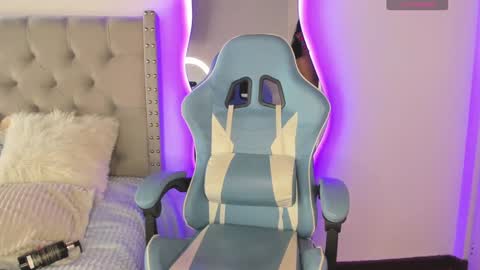  Violet  online show from 12-05-24, 05:50