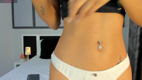  Violet  online show from 01-24-25, 04:28