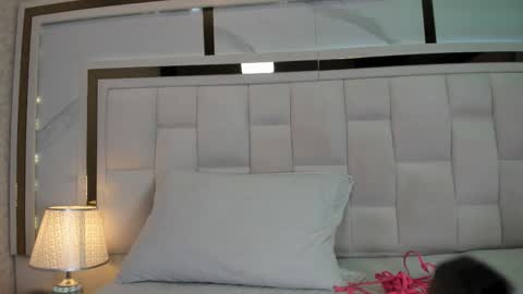 violet_sm online show from 01-13-26, 03:01