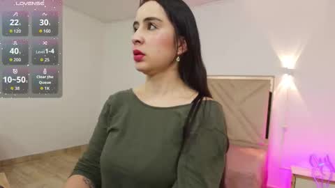 violet_tay1 online show from 10-28-25, 11:58