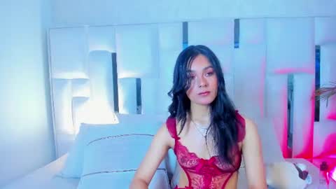 Snapshot of violet_vyx chatting on 07-20-26, 05:11 Violet online show from 07-20-26, 05:11