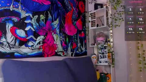 Snapshot of violet_walker7 chatting on 03-21-26, 08:19 Violet online show from 03-21-26, 08:19