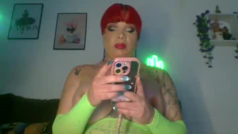 Snapshot of violeta186 chatting on 05-14-26, 09:32 violeta186 online show from 05-14-26, 09:32