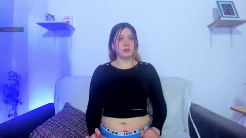 Snapshot of violeta_cutee chatting on 02-18-26, 02:57 Violeta online show from 02-18-26, 02:57