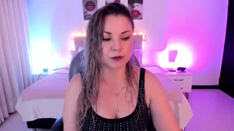 violeta_hotter_ online show from 10-11-25, 11:09