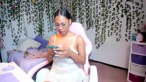 Violeta online show from 09-16-25, 03:02