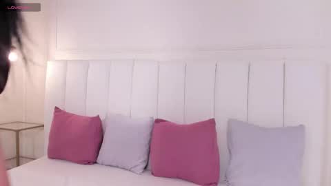 Snapshot of violeta_rodriguez_ chatting on 02-24-26, 12:03 Violeta Rodriguez online show from 02-24-26, 12:03