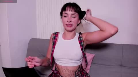 Violeta Rodriguez online show from 03-25-26, 05:30