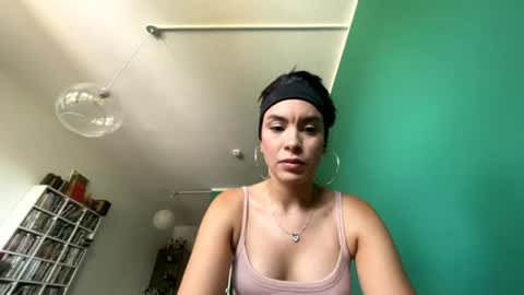 Snapshot of violeta_rodriguez_ chatting on 08-03-26, 01:16 Violeta Rodriguez online show from 08-03-26, 01:16