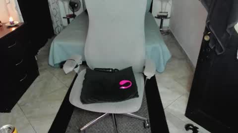 Violeta online show from 03-31-26, 02:35