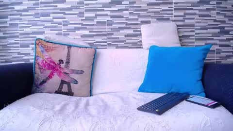 Violeta Gmez online show from 09-24-25, 05:16