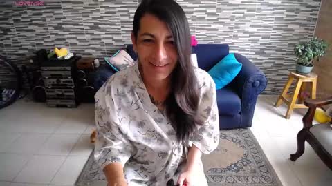 Violeta Gmez online show from 05-16-26, 12:37