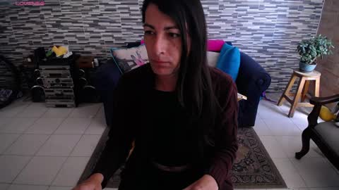Violeta Gmez online show from 05-18-26, 01:17