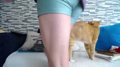 Snapshot of violetagomez_co chatting on 06-19-26, 04:44 Violeta Gmez online show from 06-19-26, 04:44