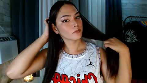 violet online show from 10-06-25, 07:17