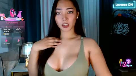 violet online show from 05-12-26, 12:30
