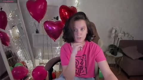 Violet online show from 10-11-25, 10:25