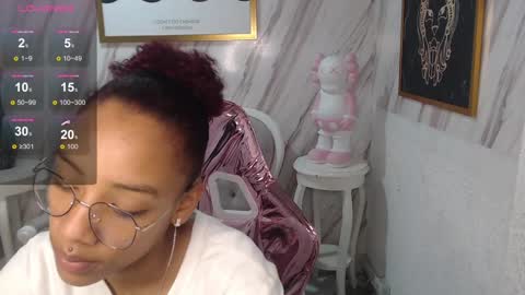 violeth_b online show from 01-10-25, 12:36