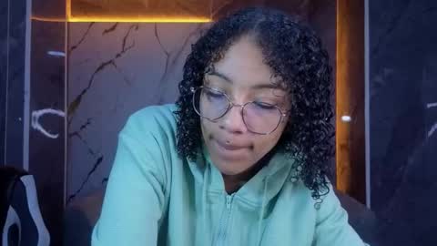 violeth_b online show from 01-14-26, 12:44