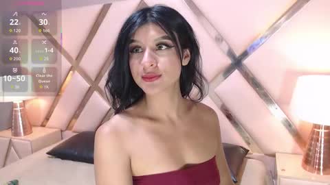 Snapshot of violetlux chatting on 10-03-25, 10:18 VioletLux online show from 10-03-25, 10:18