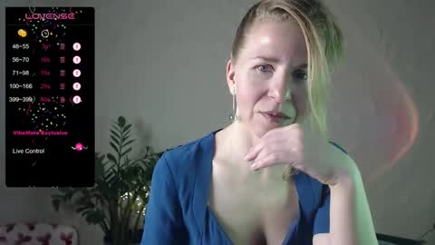 Snapshot of violetplath chatting on 01-25-25, 06:46 Violet  next stream December 6 online show from 01-25-25, 06:46