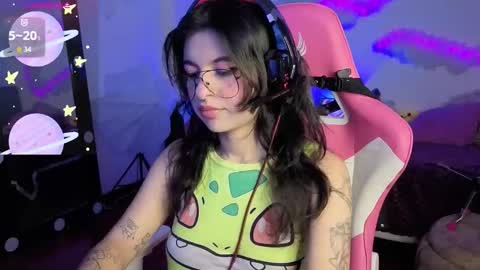   online show from 11-19-25, 07:47