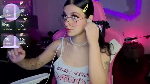 Snapshot of violetqs chatting on 02-03-26, 07:30 online show from 02-03-26, 07:30