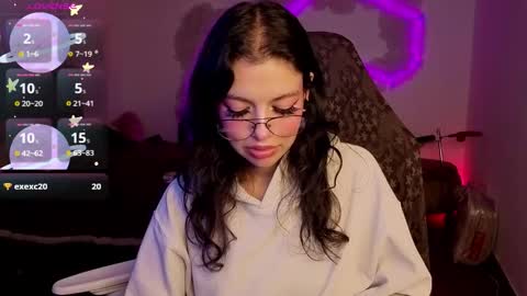 Snapshot of violetqs chatting on 02-24-26, 08:29 online show from 02-24-26, 08:29