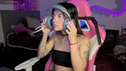   online show from 04-07-26, 09:26