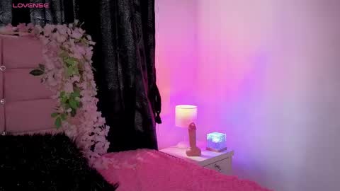   online show from 05-09-26, 06:57