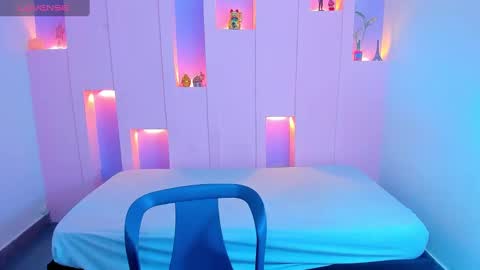 violetsmith online show from 01-09-25, 08:11