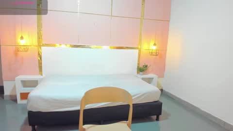 violetsmith online show from 02-02-25, 03:21