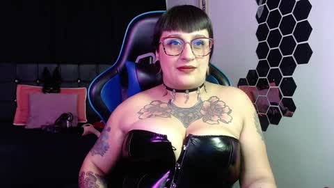 violett_8 online show from 04-07-26, 09:37