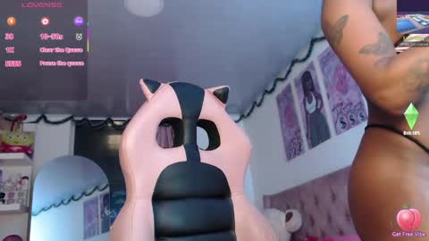 violett_brown9 online show from 04-14-26, 05:13