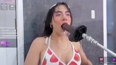 Violett online show from 09-26-25, 04:38