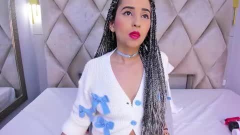 Violett  online show from 11-20-25, 08:41