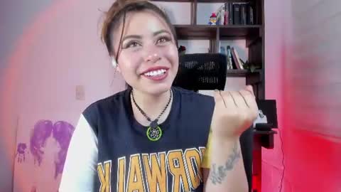 Violeta online show from 07-14-26, 11:43