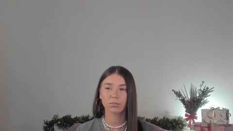 Snapshot of violetta_finch chatting on 12-24-24, 08:22 violetta_finch online show from 12-24-24, 08:22